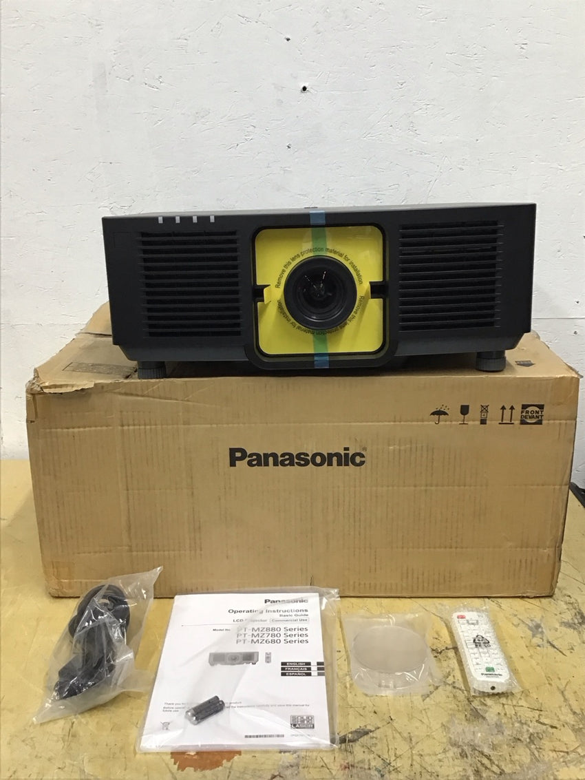 Panasonic 6000 Lumen HD Laser 3LCD Projector WUXGA Black f/1.7 2.3 PT-MZ680BU7