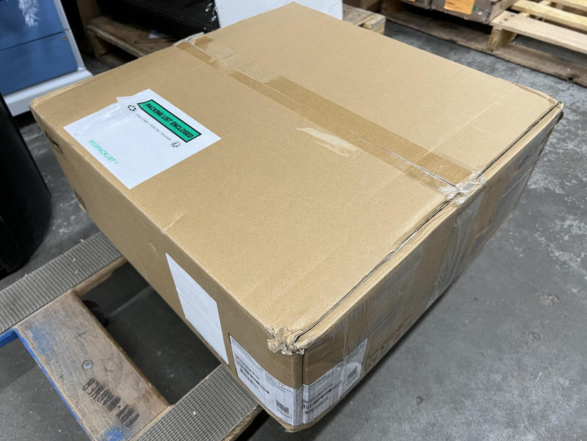 APC Smart-UPS 1000VA LCD RM 2U 120V with SmartConnect SMT1000RM2UC