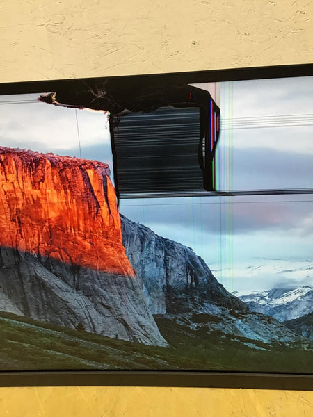 ThinkVision 49" Ultra-Wide Monitor - P49w-30 CRACKED SCREEN 63DBRAR1US