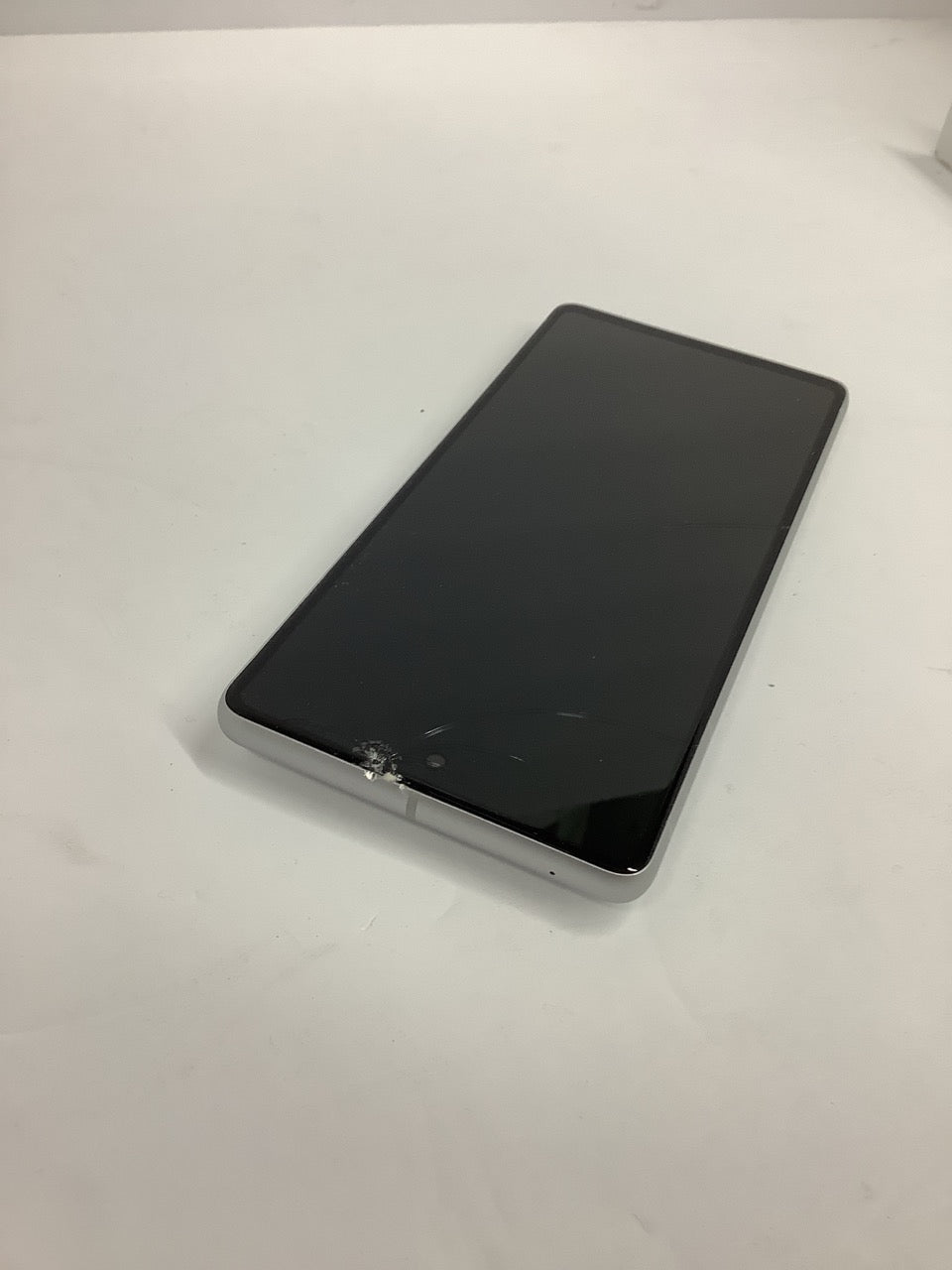 Google Pixel 7 Snow 128GB Unlocked Smart Phone 5G LTE 6.3" GA03933-US READ