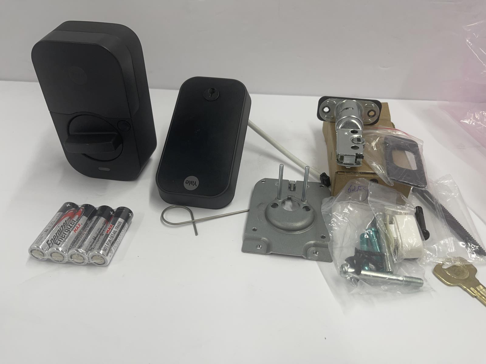 Yale Assure Lock 2 Smart Door Lock with WiFi and Touchscreen Keypad YRD420