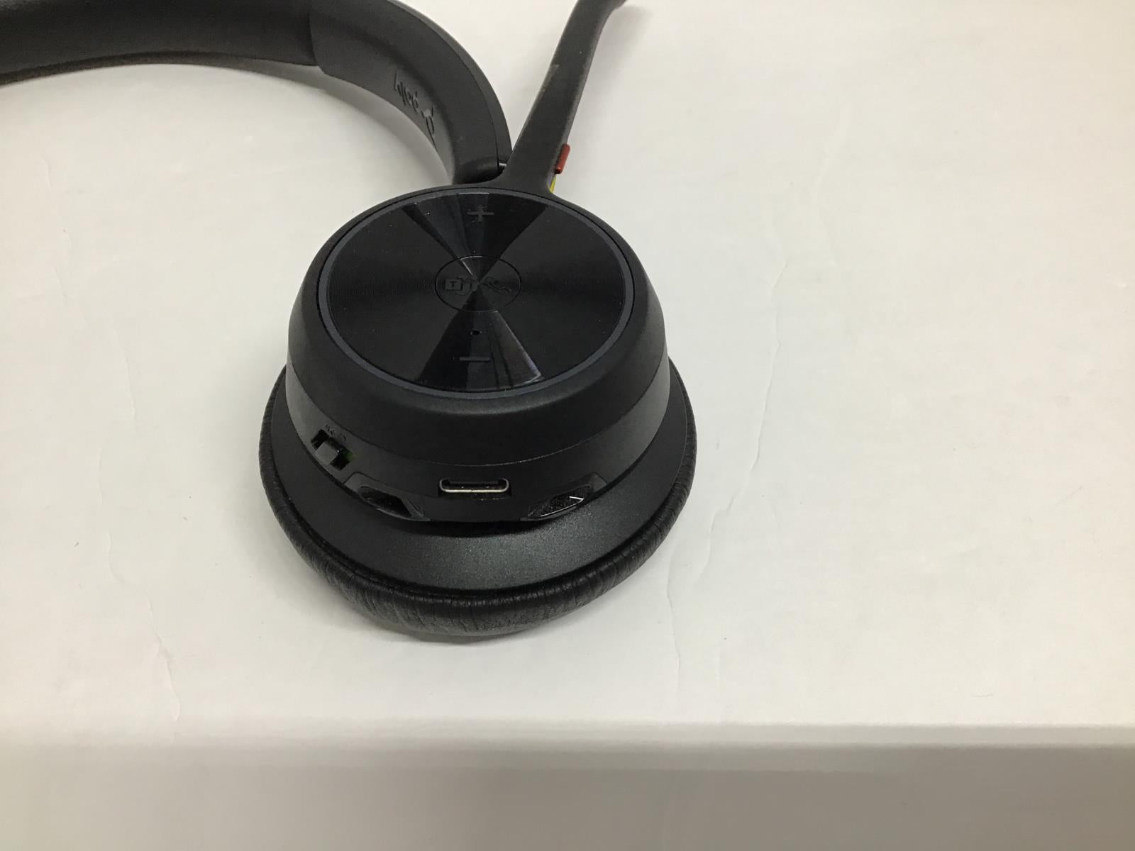 Poly Voyager 4320 USB-C Headset   BT700 Dongle 77Z30AA