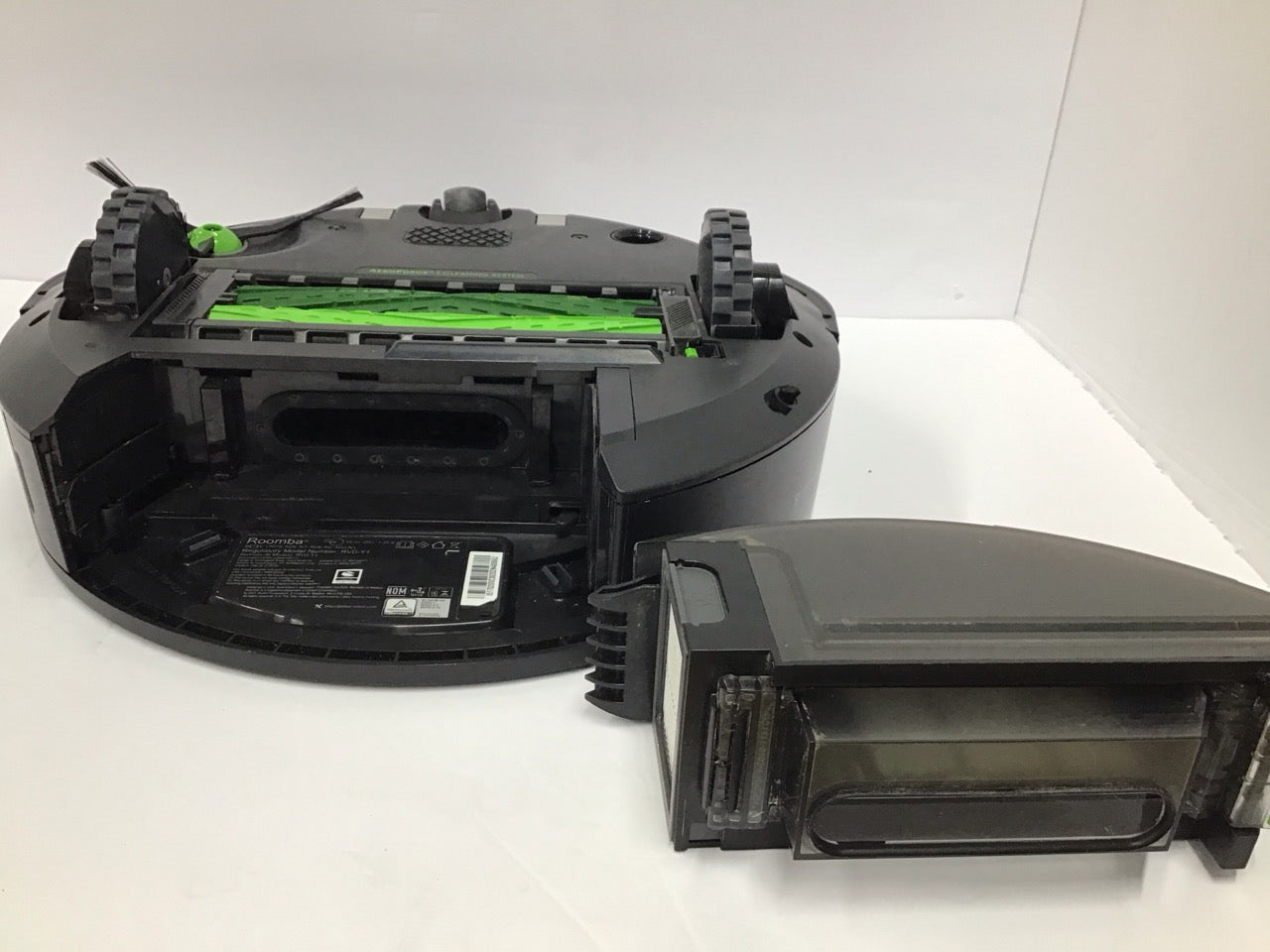 Roomba Combo i5 Robot Vacuum And Mop Charging Base Not Included I517020