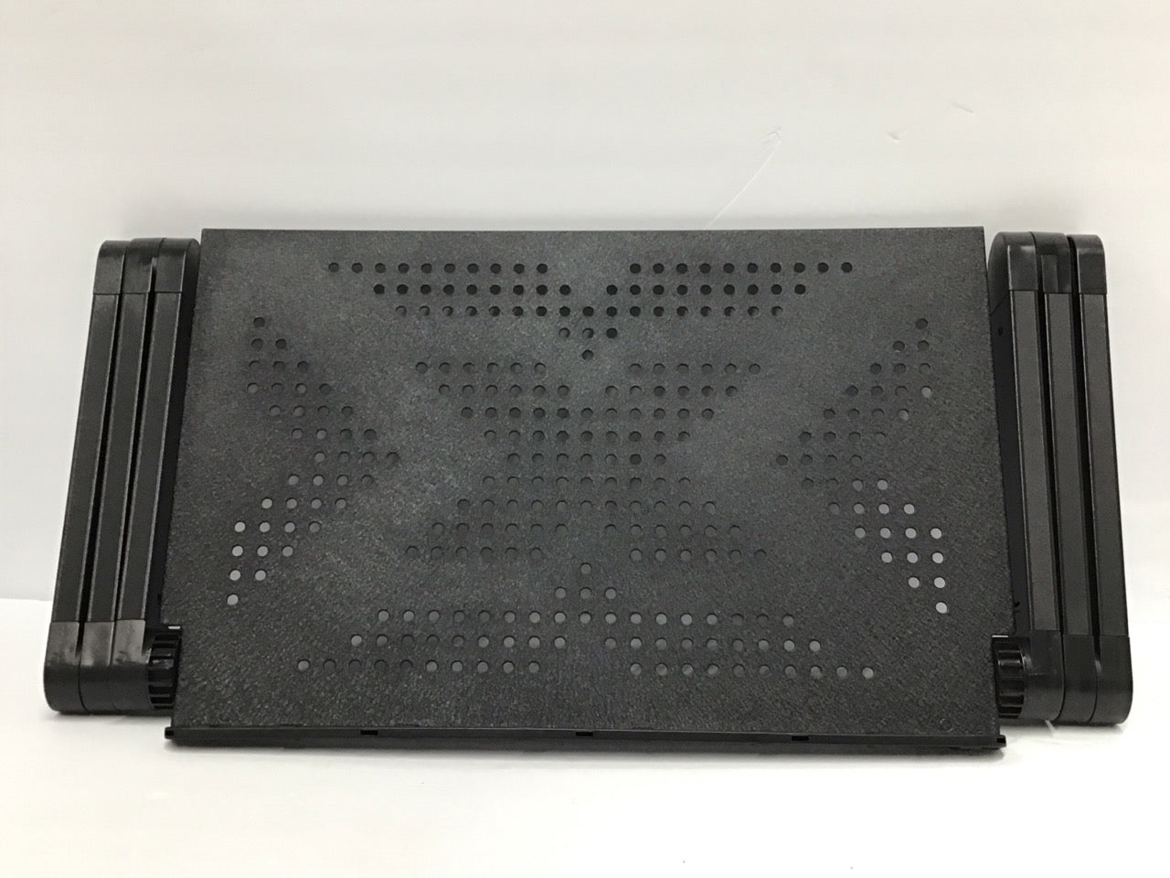 Mount It! Tiltable Laptop Notebook Table Stand Up / Sitting  MI-7210A