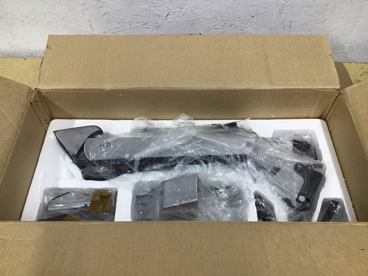 Ergotron Interactive Arm Heavy Duty 18-40lbs Monitor TV Mount VESA 45-296-026