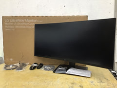 LG 34'' WQHD UltraWide Curved Monitor Speakers Webcam Mic USB-C 34BQ77QC-B