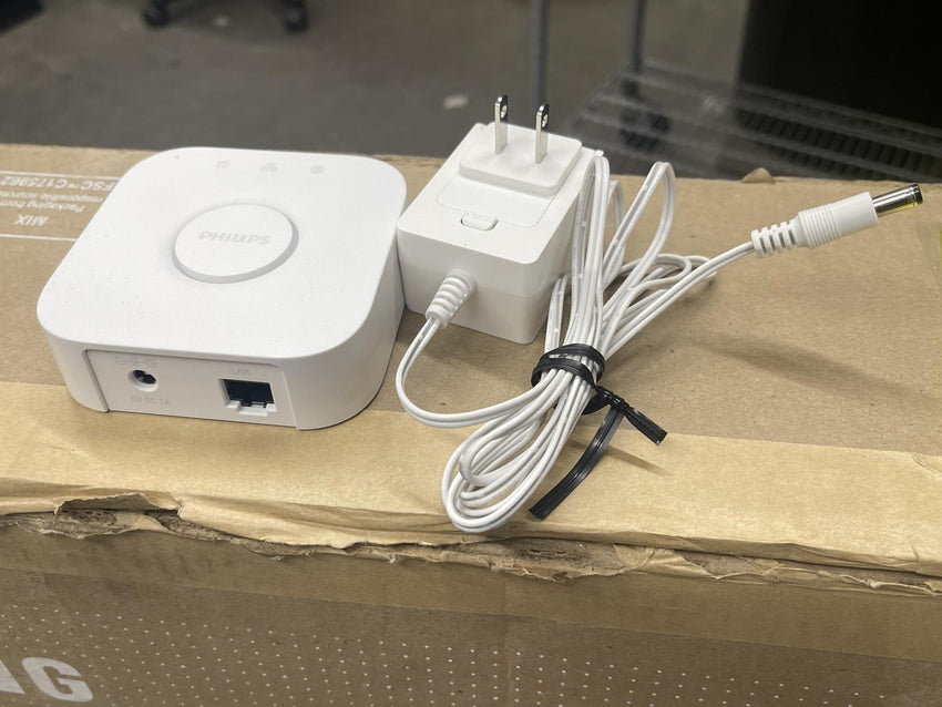 Philips Hue Bridge 2.1 /w AC Adapter 3241312018A