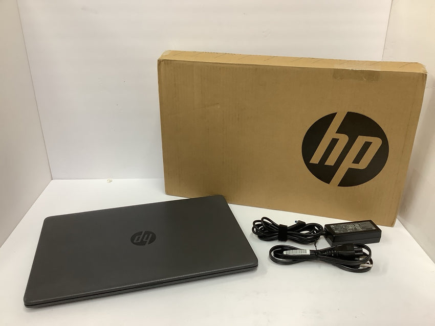 HP 255 G9 15.6" Laptop R5-5625U 16GB 512GB 7X9D4UT#ABA