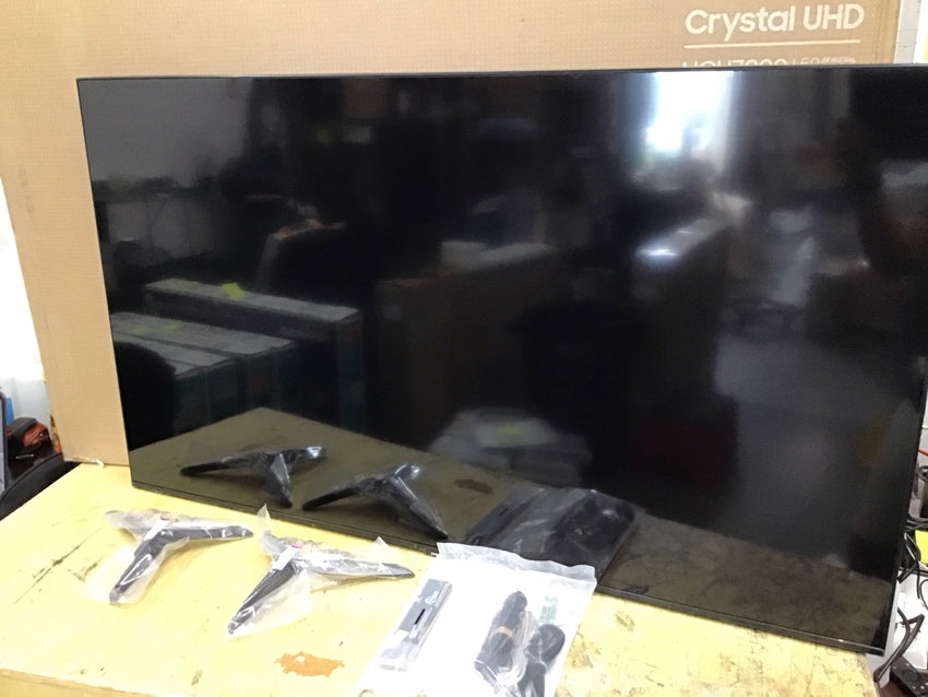 Samsung HCU700 50" Hospitality LCD 4K UHD TV, Black HG50CU700NFXZA