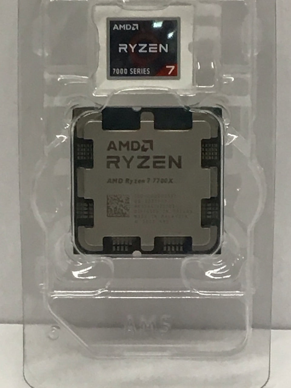 AMD Ryzen 7 7700X CPU Without Cooler AM5 Processor 100-100000591WOF NOB