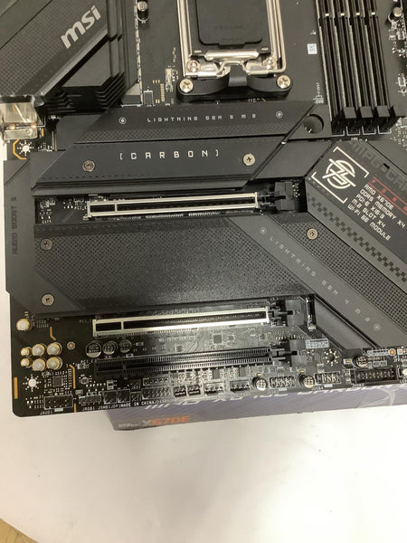 MSI MPG X670E CARBON WIFI AMD AM5 Motherboard ATX