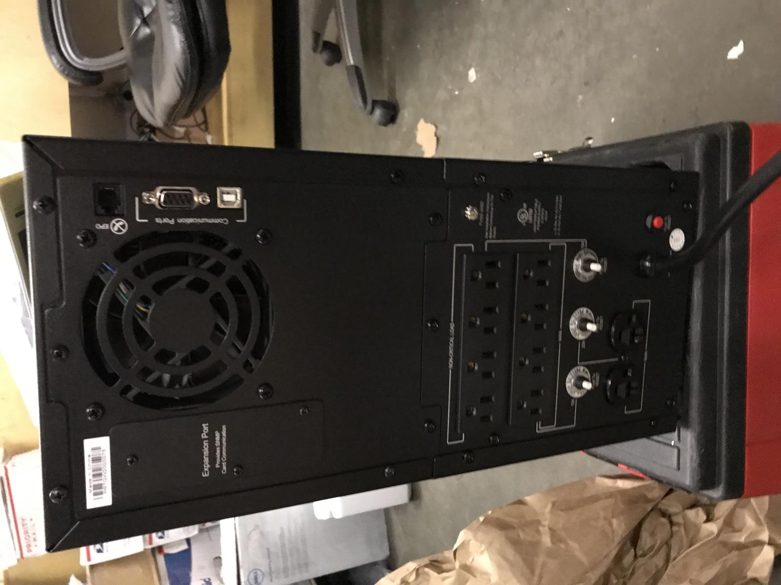 Cyberpower 2200VA Battery Backup 120V NEMA L5-30P 8x NEMA 5-15R 5-20R PR2200LCD