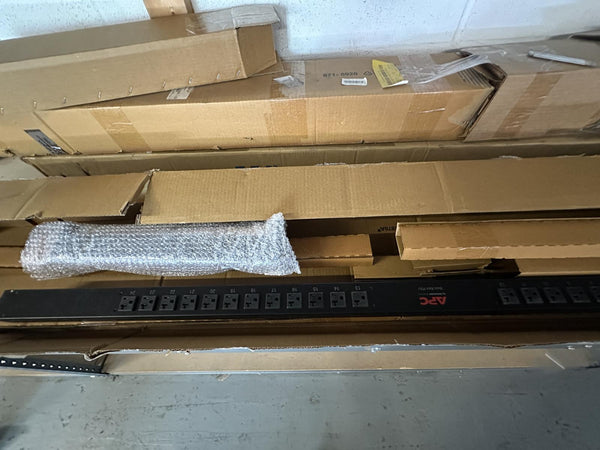 APC Low Voltage PDU 20Amp 120v AP7530 New