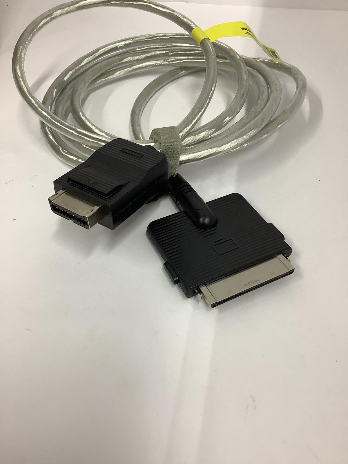 Samsung One Connect Cable 2.5M 2.5 Meter BN39-02947A