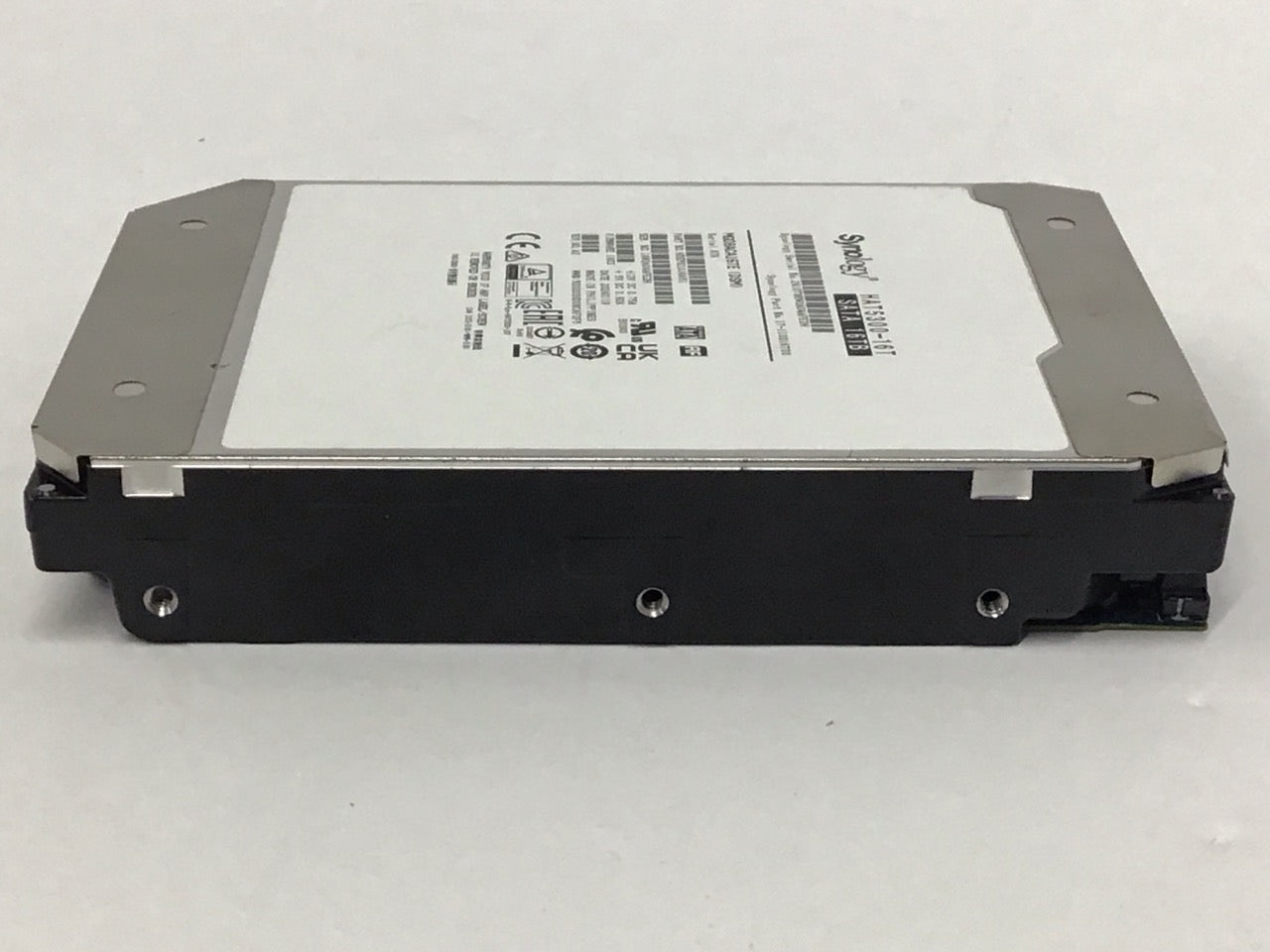 Synology 16TB HAT5300 SATA 6Gb/s 3.5" Enterprise Hard Drive 47 Hours HAT5300-16T
