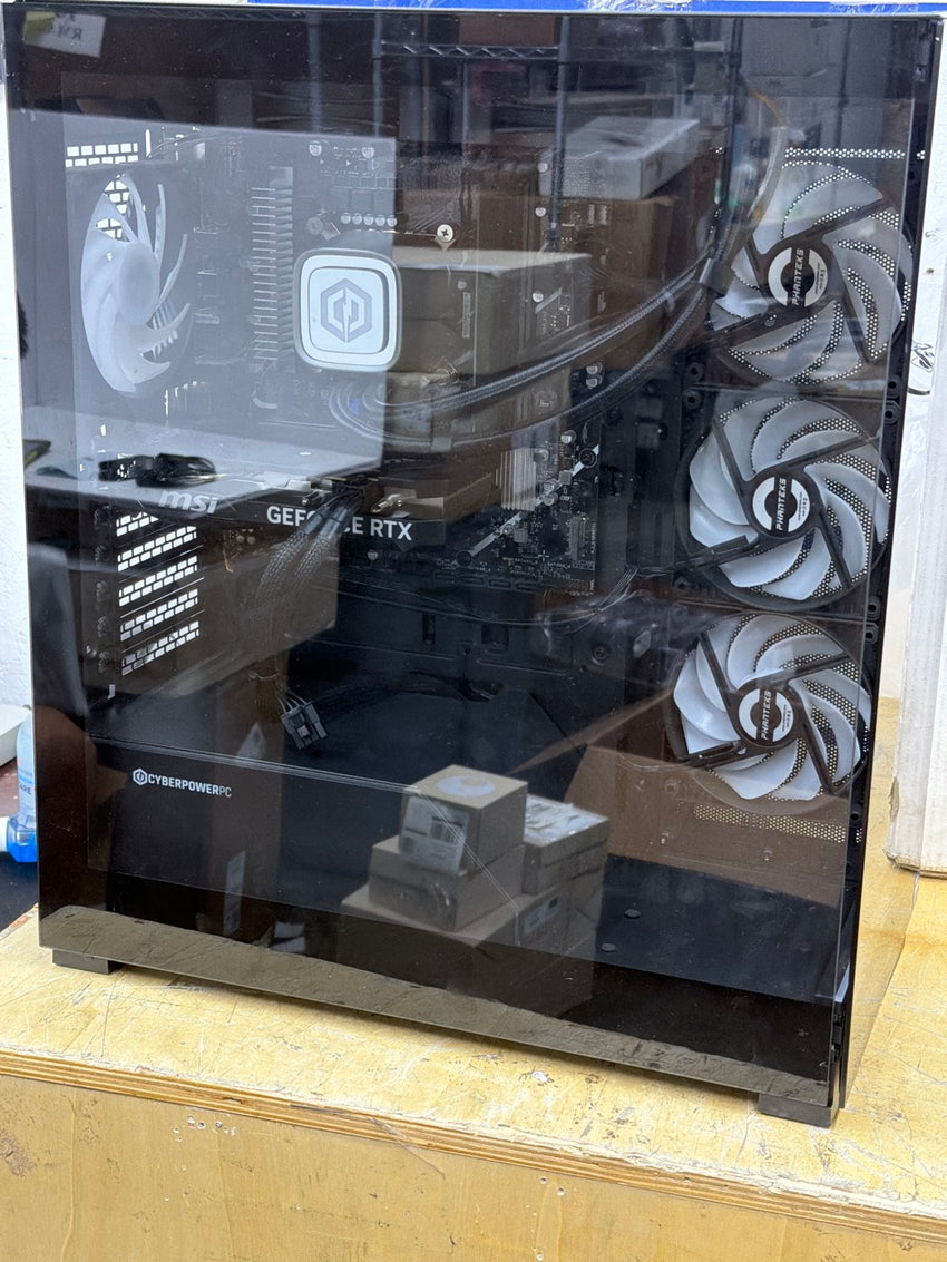 CyberPowerPC Gamer Supreme i7-14700F 16GB DDR5 GeForce RTX 4060 SLC6600SAMV2