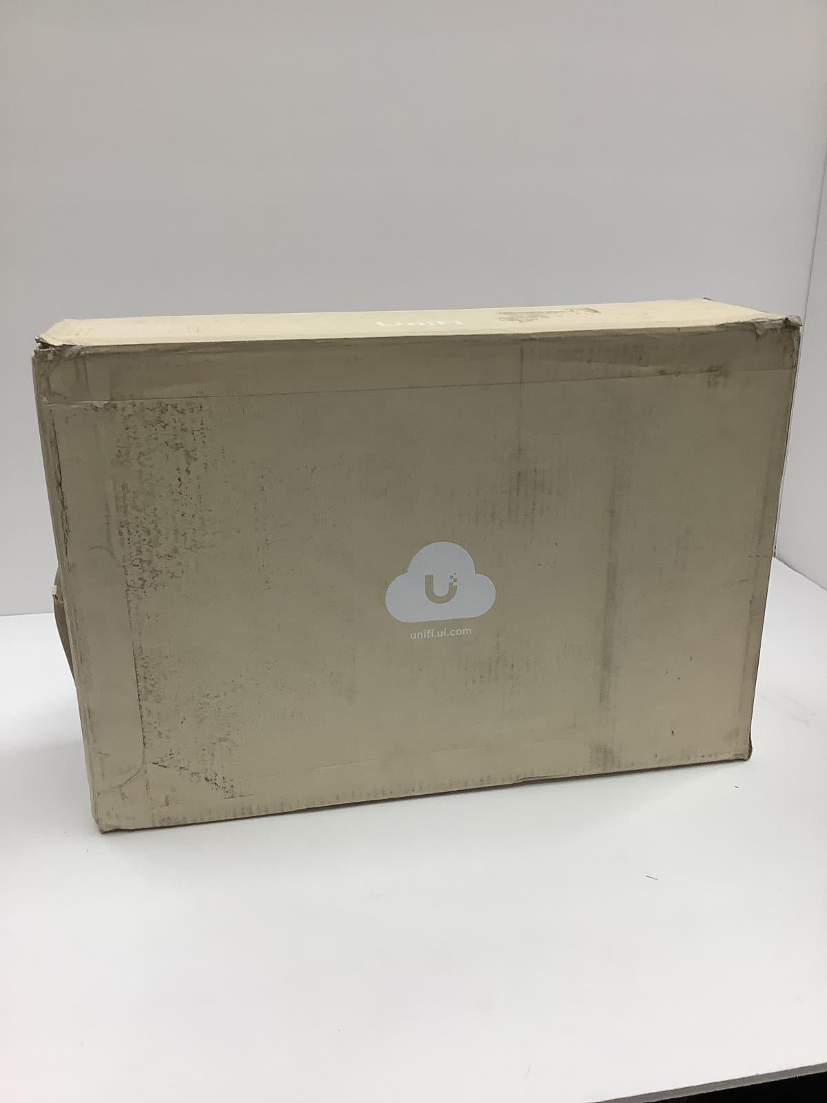 Ubiquiti 8-Port Network Switch Layer 3 Etherlighting PoE 10GbE USW-PRO-XG-8-POE