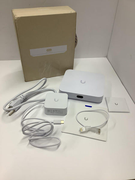 Ubiquiti Cloud Gateway Max Compact 2.5G 30  UniFi Device 300  Client UCG-MAX