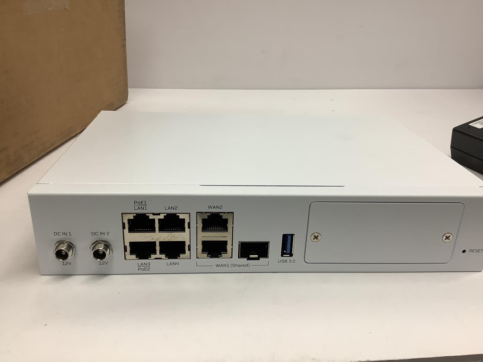 Sophos SD-RED 60 Rev 1 4 Port Appliance RED601APUSPUR R60ZTCHUS