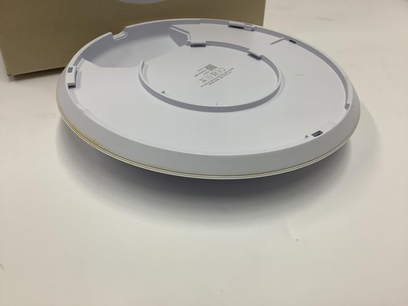 Ubiquiti UniFi WiFi 6 Pro Wireless Access Point U6 U6-PRO-US READ