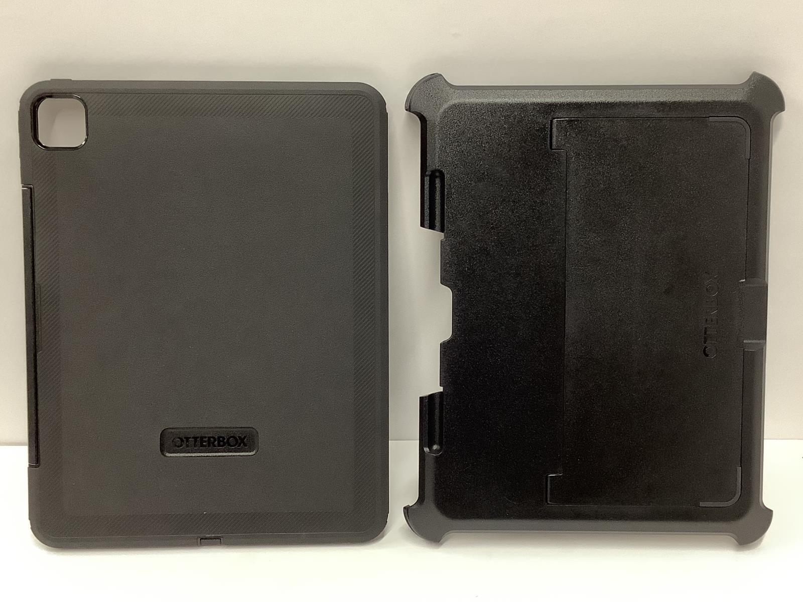 OtterBox Defender Series Case for iPad Pro 13" M4/M5 Black Rugged 77-95365