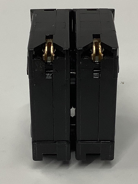 Lot 8 Square D Homeline 30-Amp 2-Pole Standard Circuit Breaker 120/240V HOM230