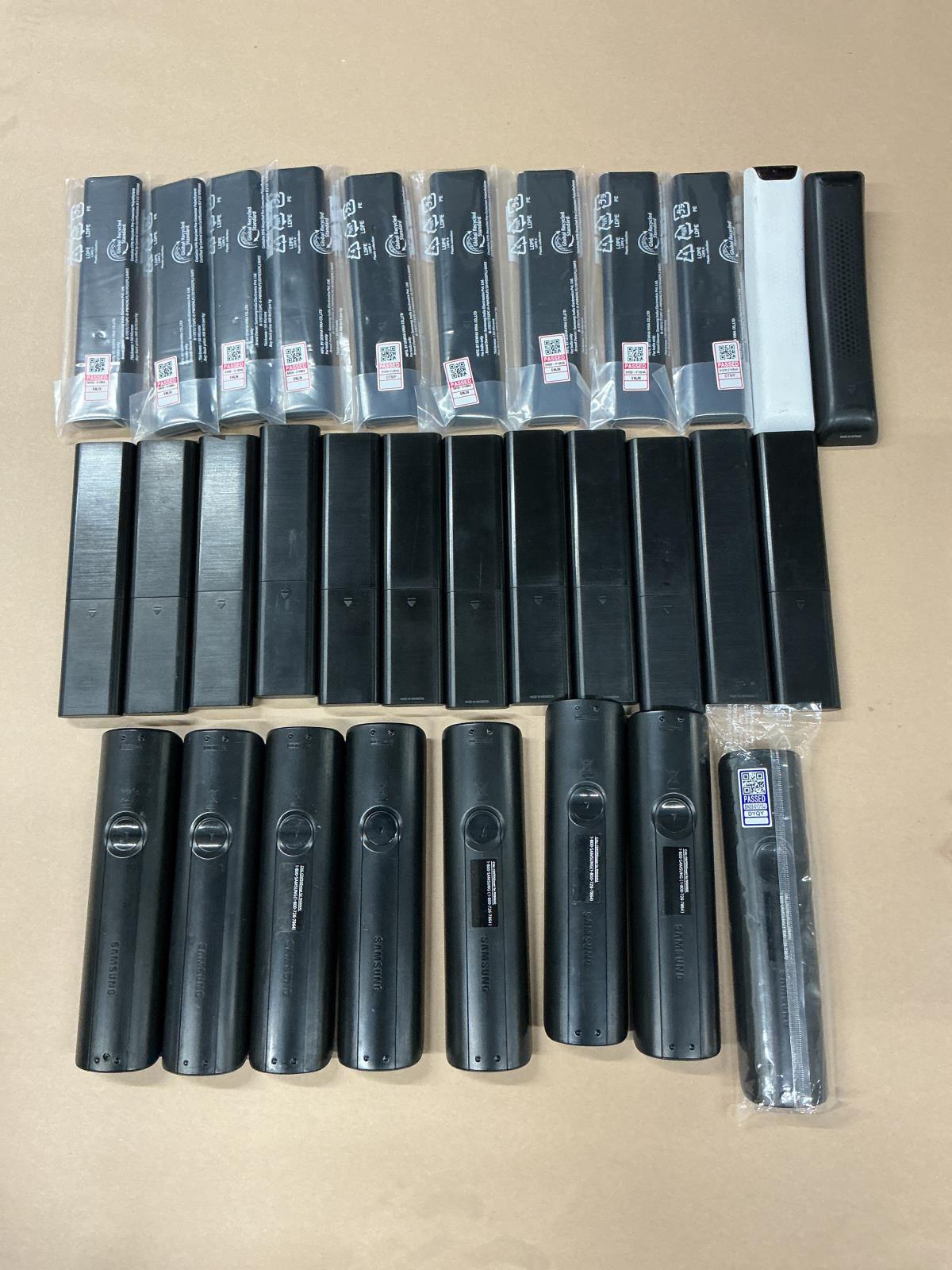 Lot of 31 Samsung Remote Controls for Smart TVs (NO BATTERIES)