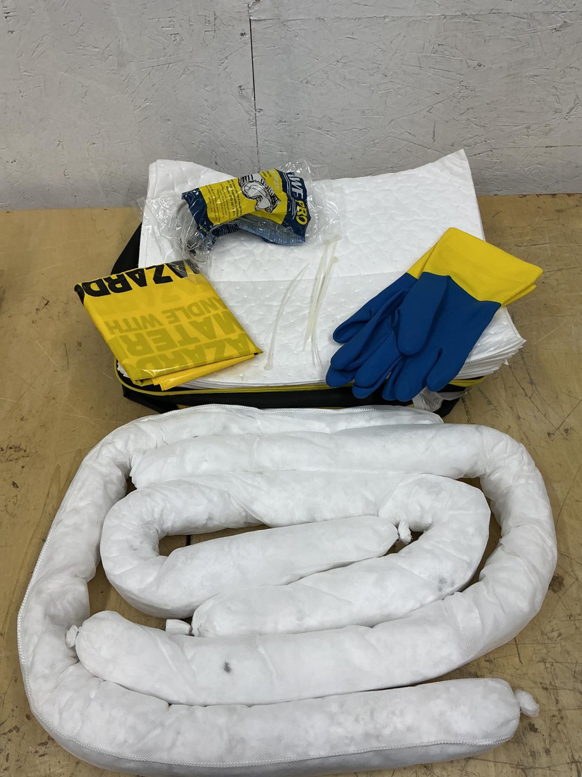 AWF Pro 35 Piece Oil Only Spill Kit KTSK 22011-RT GSO430