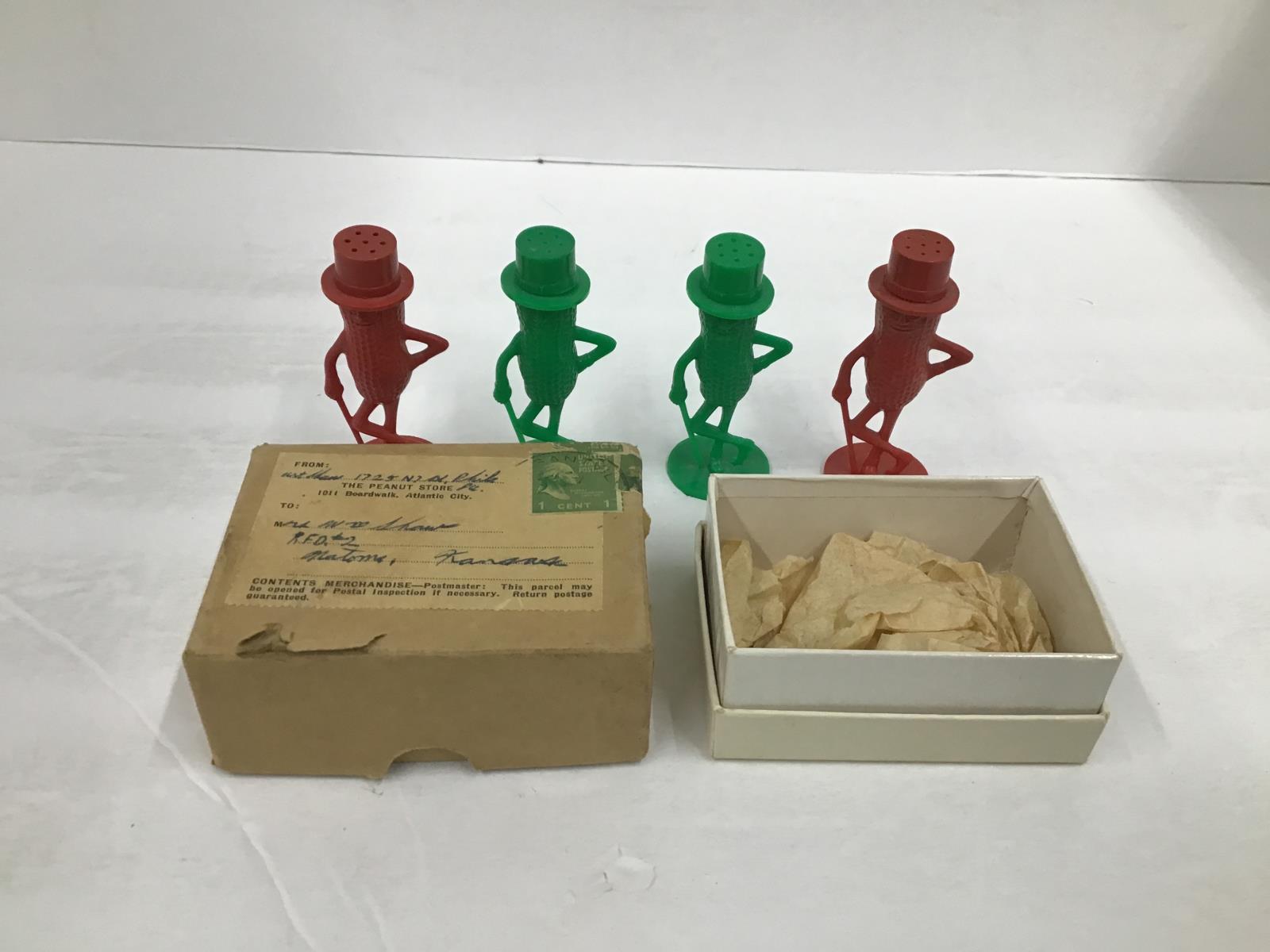 Mr Peanut Planters Salt & Pepper Shaker Green Red Original Box & Packaging